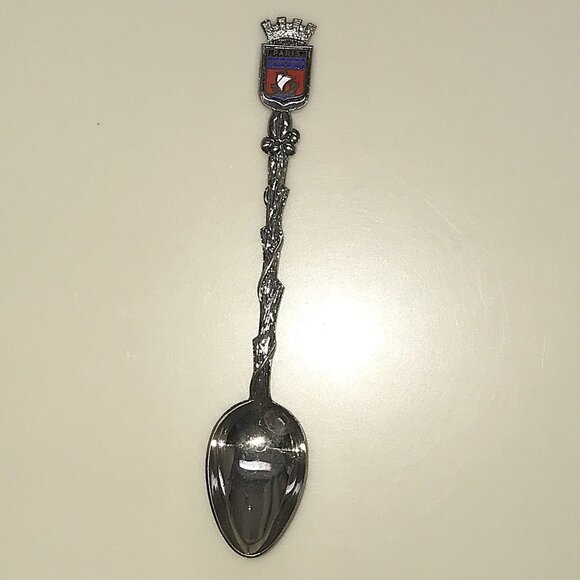 Vintage Paris Souvenir Spoon – Ornate Shield & Crown Emblem - Picture 1 of 6